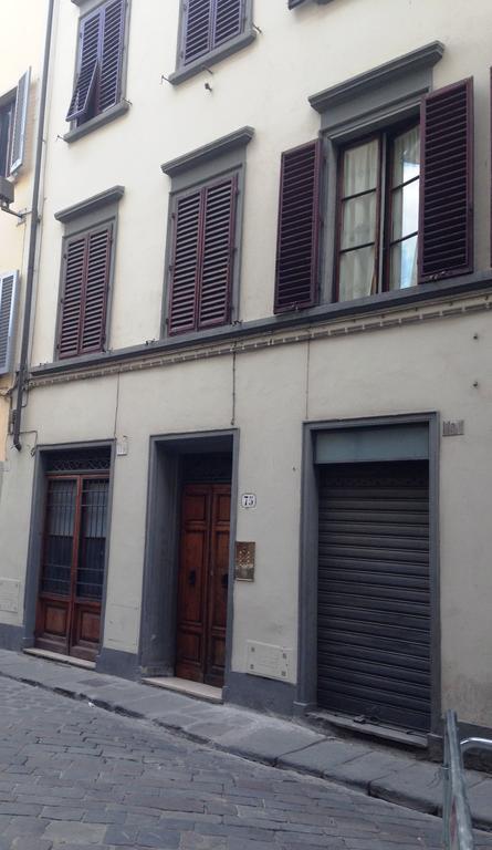 Ferienwohnung Sotto Il Tetto Di Sofia Florenz Exterior foto